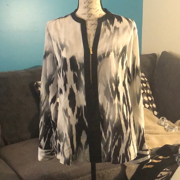 LAST CHANCE 💄 Calvin Klein Long Sleeve Blouse, size large - Picture 1 of 7